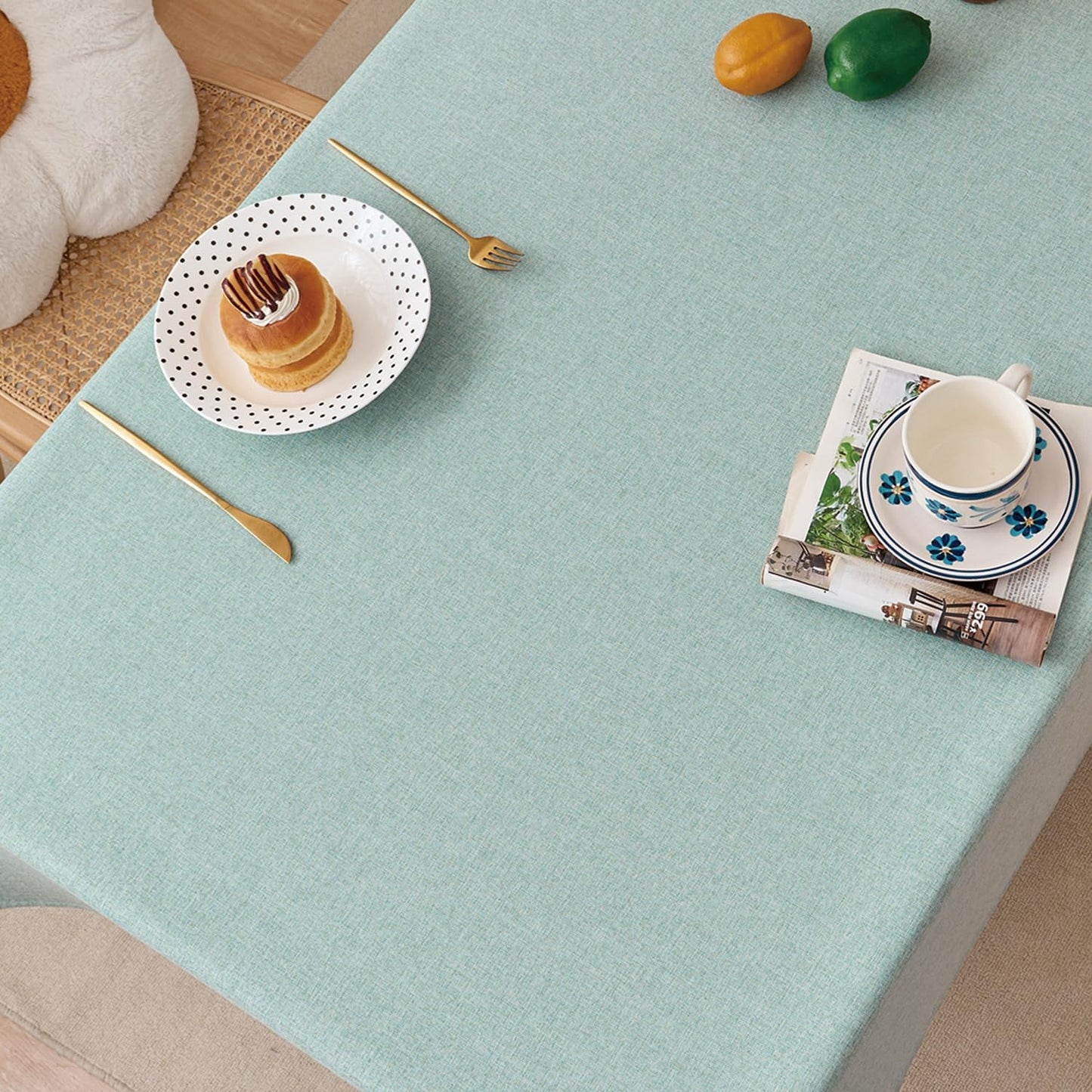 NLMUVW Sage Green Linen Tablecloth Rectangle, Rustic Textured Table Cloth Water Resistant Farmhouse Table Cover for Kitchen Dining Party Coffee, 54x108 Inch