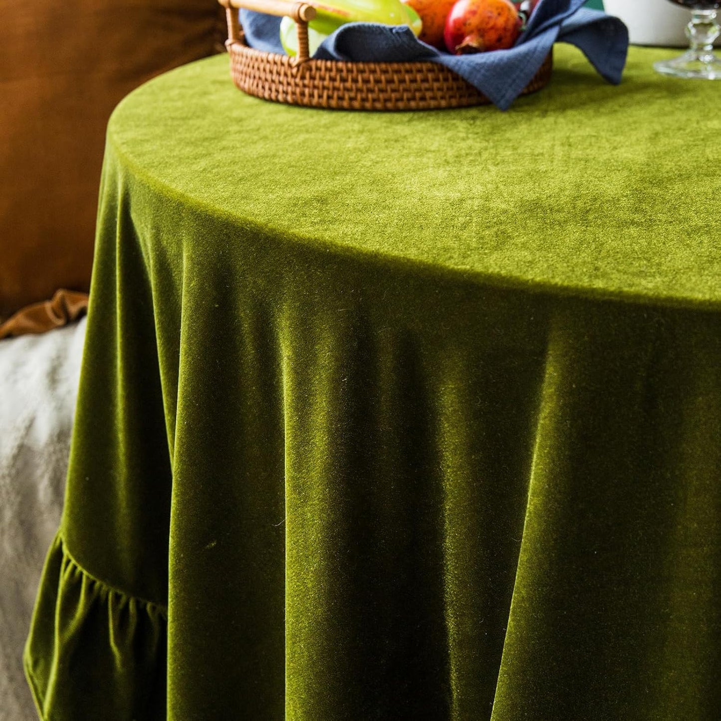 Velvet Tablecloth Luxurious Solid Round Table Cloth,Oblong Retro Farmhouse Ruffle Tablecloths Washable Table Cover for Party Wedding Baby Shower Kitchen Dinning Tabletop Decoration