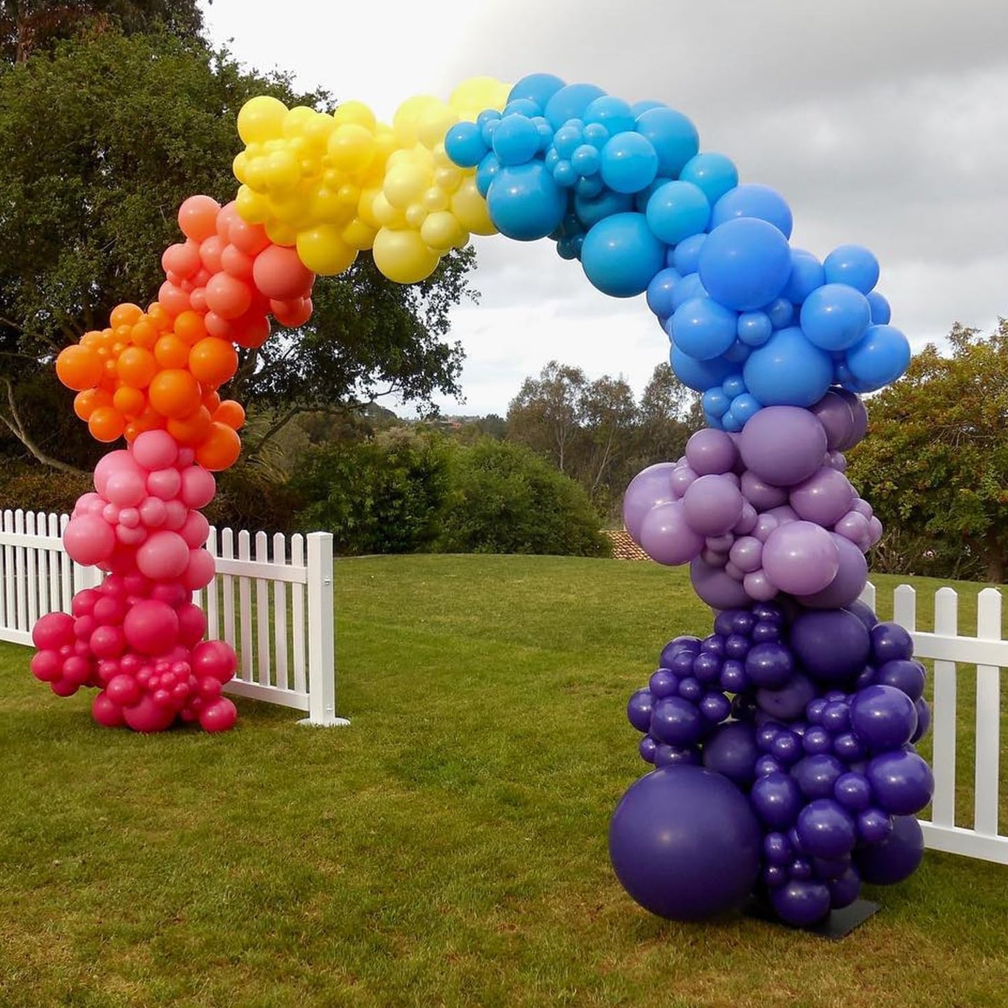 110pcs Yellow Balloons 12 Inch Latex Balloon Arch Kit for Birthday Baby Shower Anniversary Graduation Wedding Party Decorations