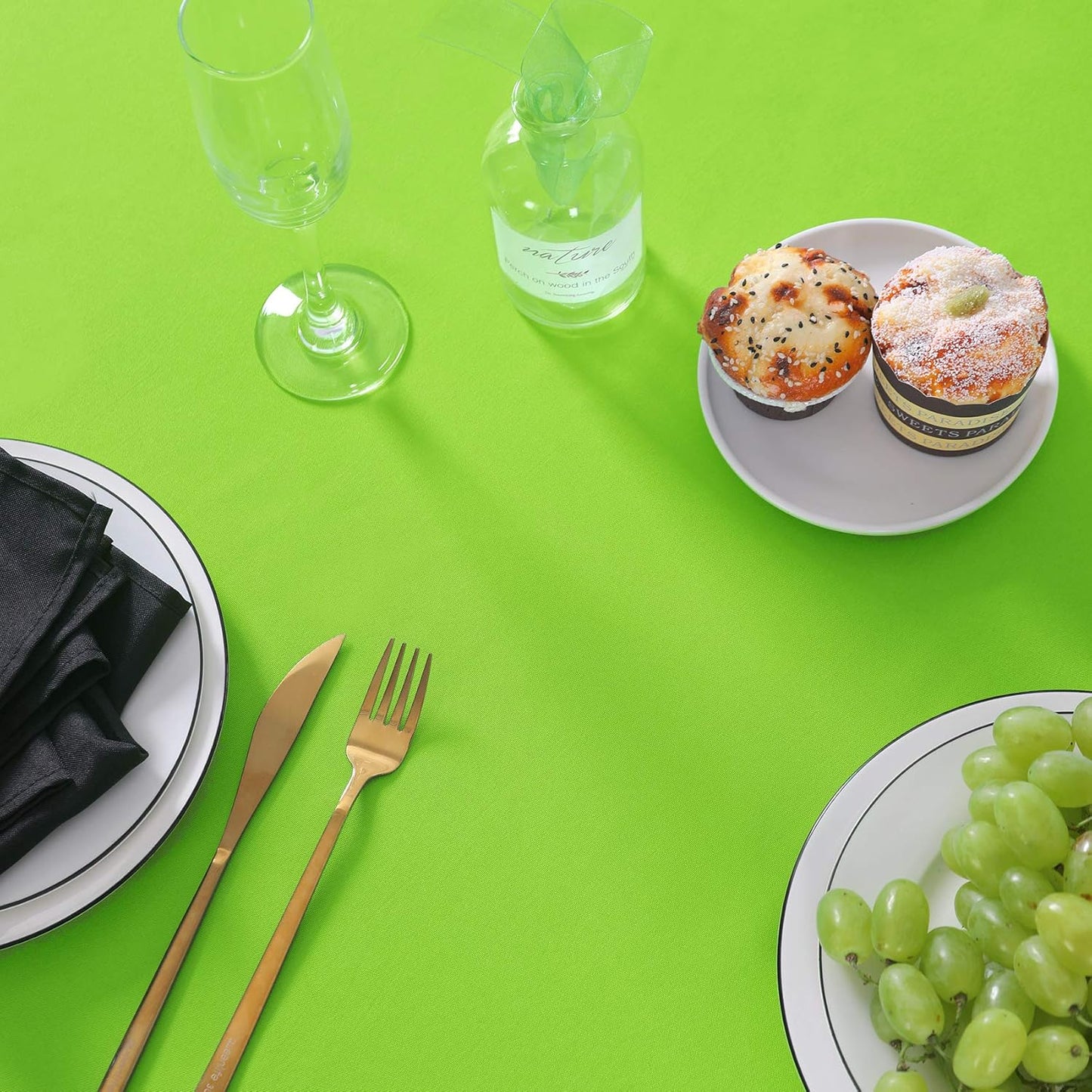 70 inch Round Tablecloth Washable Polyester Table Cloth Decorative Table Cover for Wedding Party Dining Banquet（70 inch,Apple Green）