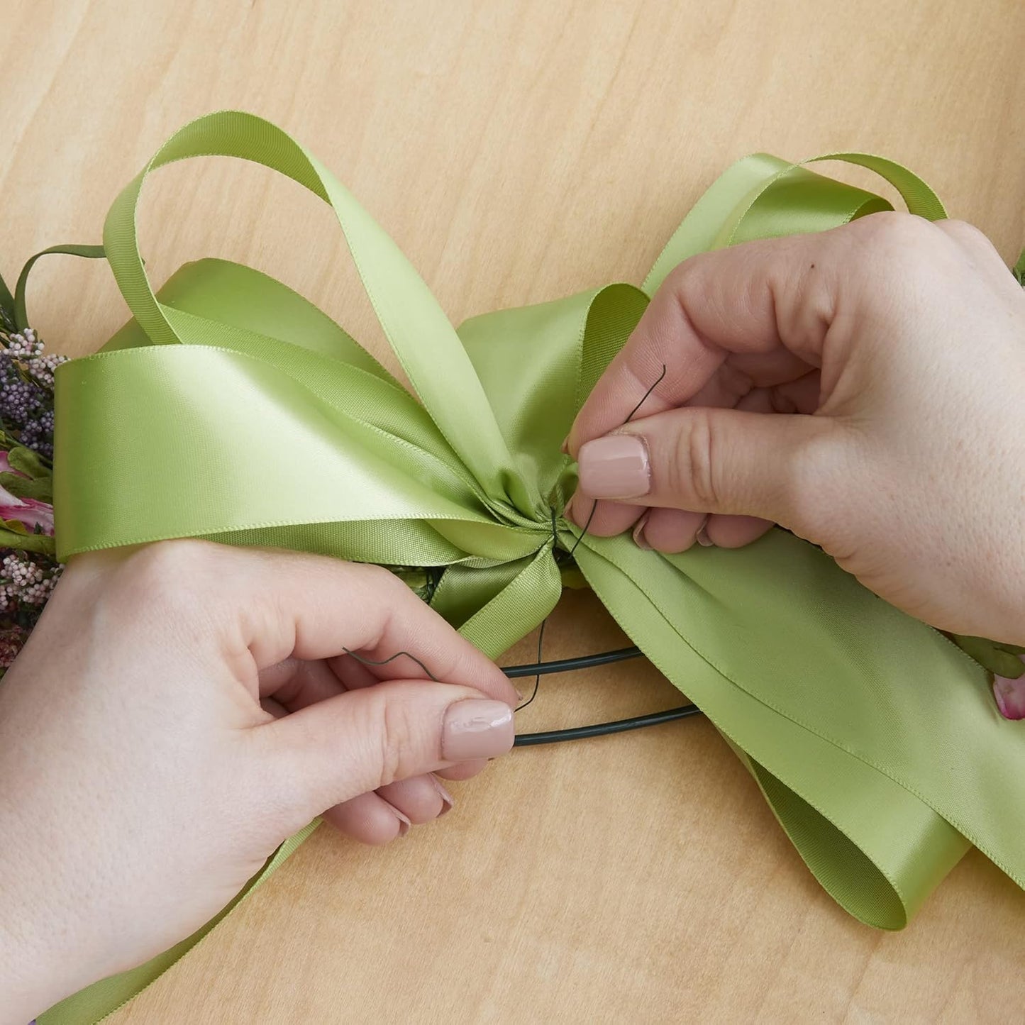 FloraCraft 23 Gauge Floral Wire 0.5 Pound Spool Green