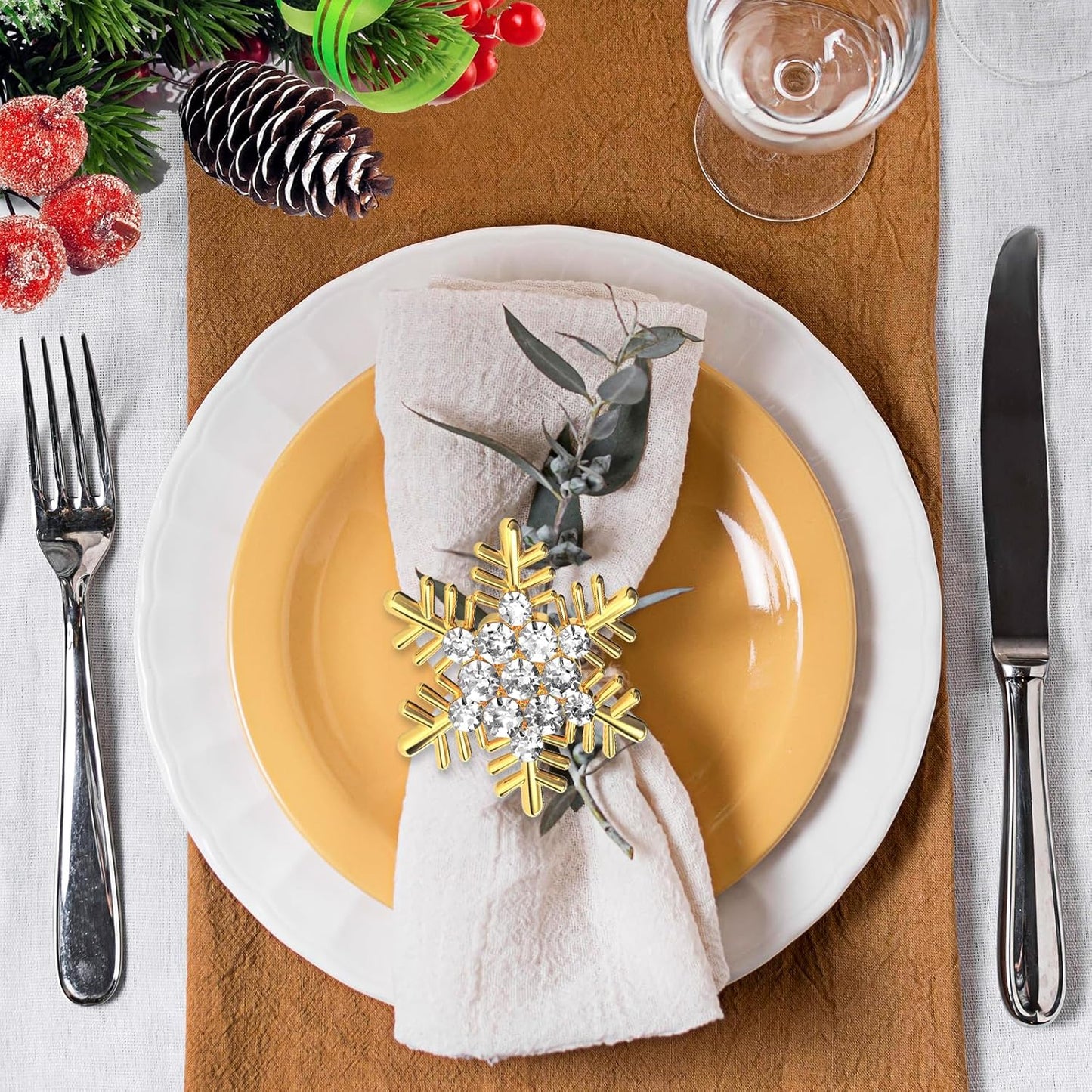 Halatool Christmas Napkin Rings Set of 6, Gold Snowflake with White Rhinestone Napkin Holder for Christmas Thanksgiving Winter Holiday Place Setting, Weddings, Party Table Decoration