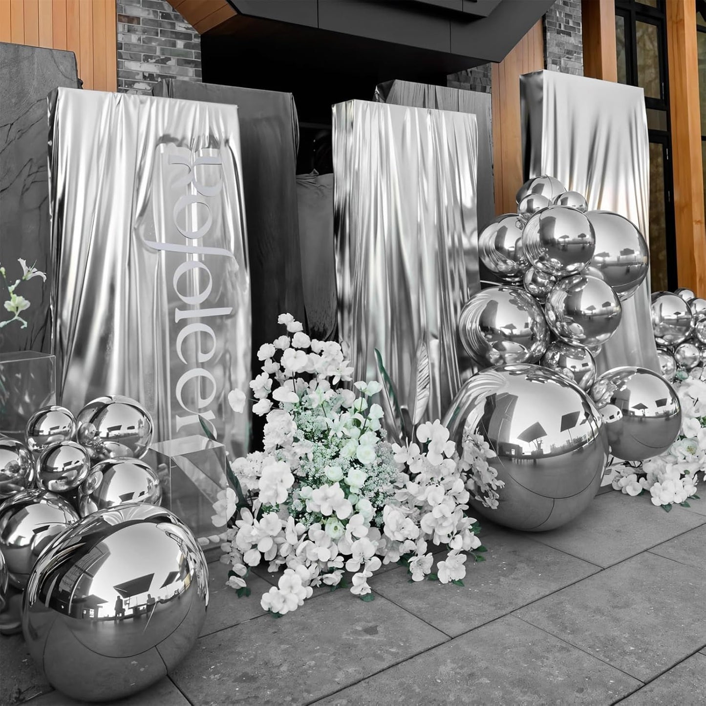 12Pcs Silver Round Foil Balloons, 22" 15" 10" 4D Ball Balloons, Metallic Silver Foil Balloon for Birthday Graduation Christmas New Year Eve Disco Party Backdrop Decorations