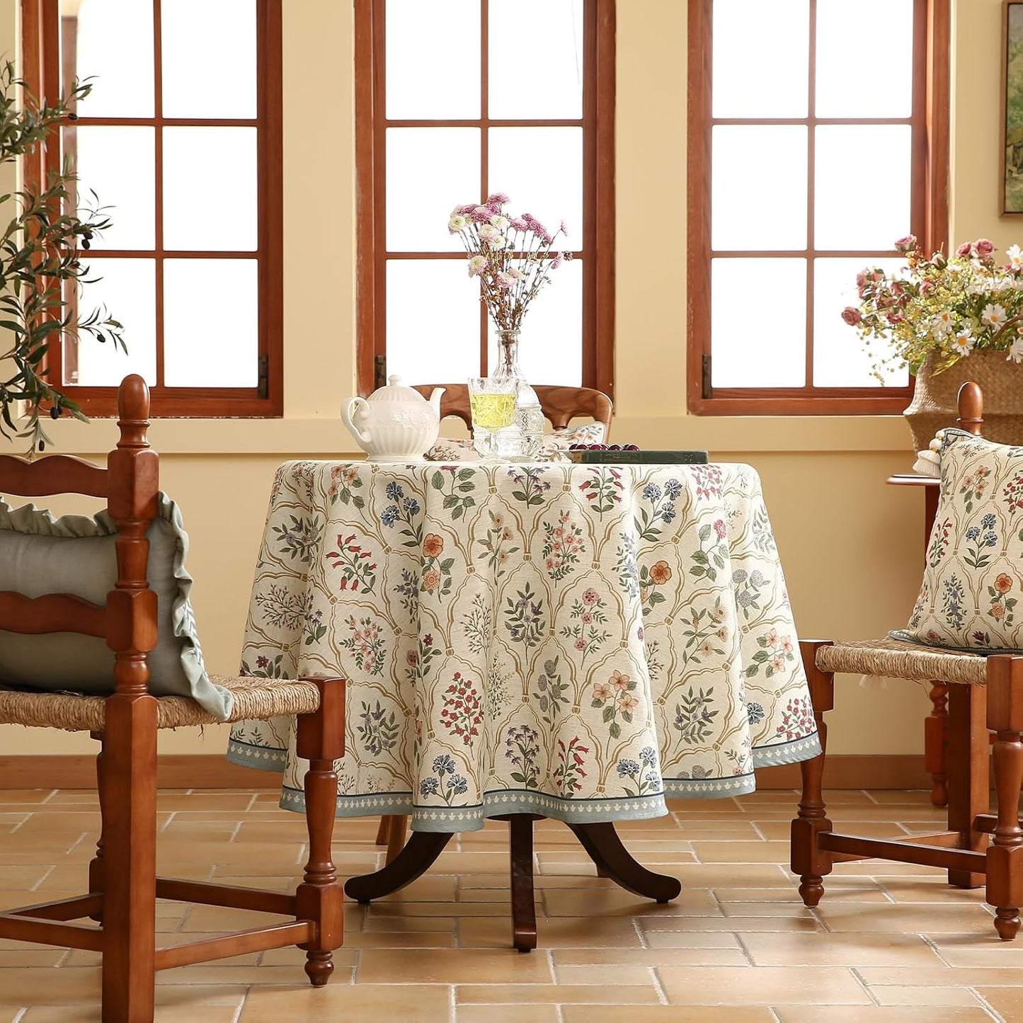 ISAENNE Designer Linen Round Tablecloth,Western Colorful Floral Indoor Table Cloth,Wrinkle Resistant Decor Tablecloths for Dining Thanksgiving Kitchen Christmas,Diameter 67"-Serenity B