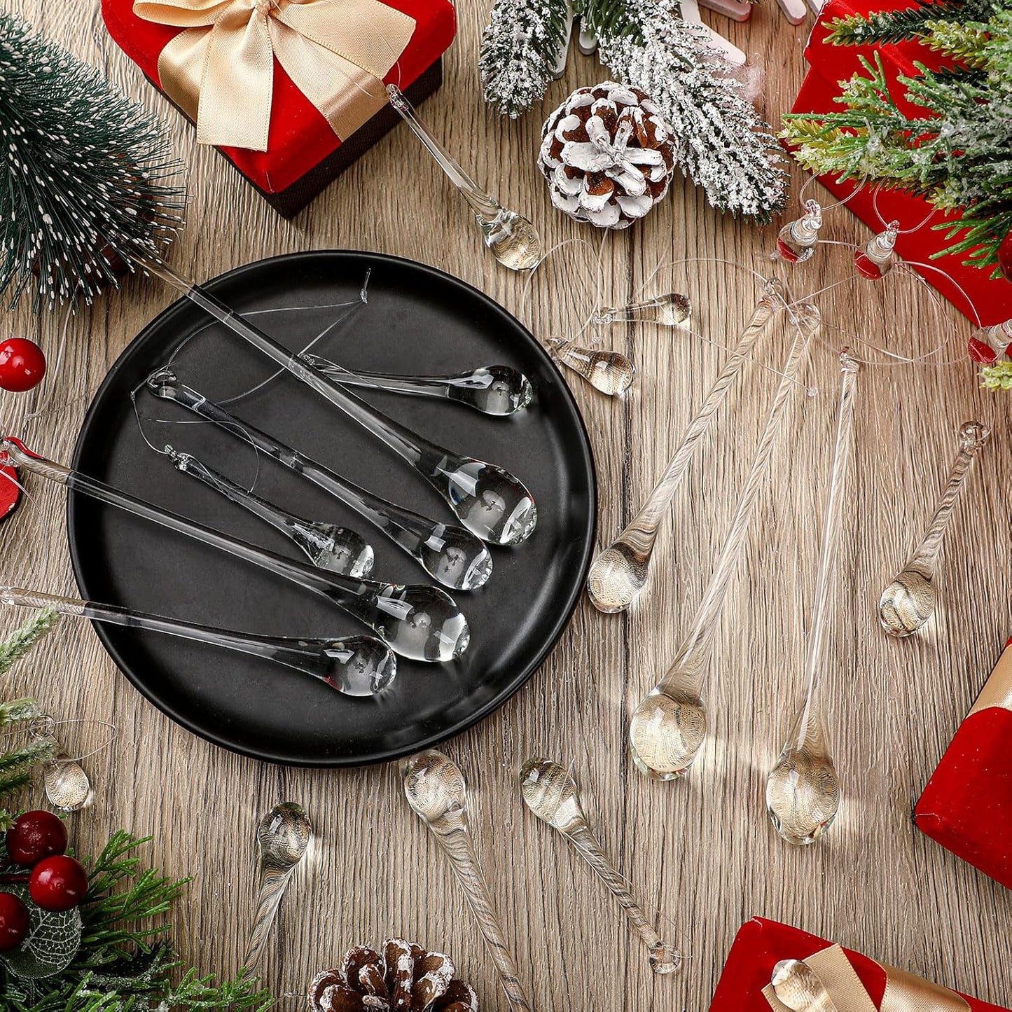 22 Pcs Clear Glass Teardrop Christmas Ornaments Crystal Raindrop Hanging Ornaments Crystal Chandelier Drop Pendant Icicles Decorations for Christmas Tree Winter Party Supplies (4 Medium Size)